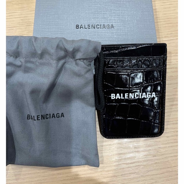 Balenciaga(バレンシアガ)の【極美品】バレンシアガ　iPhone カードケース　MagSafe対応 スマホ/家電/カメラのスマホアクセサリー(iPhoneケース)の商品写真