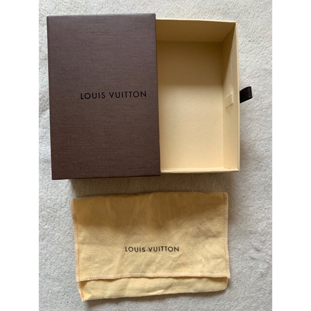 LOUIS VUITTON(ルイヴィトン)のルイヴィトン LOUIS VUITTON 空箱　袋　ケース付き レディースのバッグ(ショップ袋)の商品写真