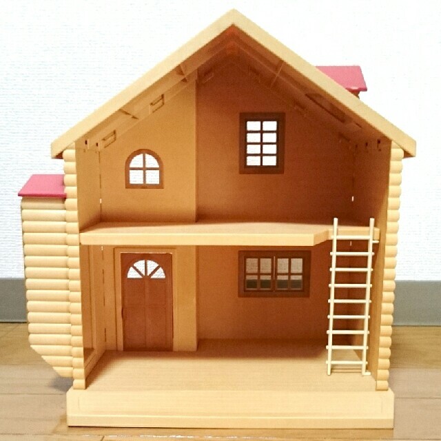 EPOCH(エポック)の初期 シルバニアファミリー 赤い屋根のお家 まとめ売り シマリス エンタメ/ホビーのおもちゃ/ぬいぐるみ(キャラクターグッズ)の商品写真