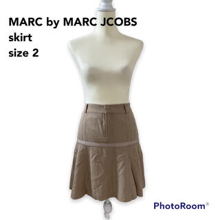 マークバイマークジェイコブス(MARC BY MARC JACOBS)のマークバイマークジェイコブス　膝丈スカート　フレア　ベージュ　Mサイズ相当(ひざ丈スカート)