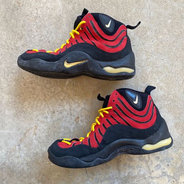 96s NIKE AIR BAKIN