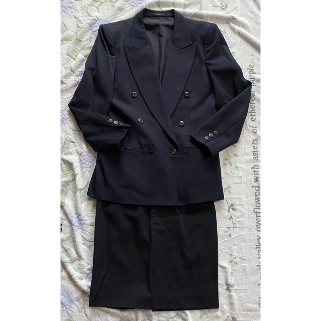 ROPE’(ロペ)のROPE 濃紺　スカートスーツ　M 紺ブレ　38 レディースのフォーマル/ドレス(スーツ)の商品写真