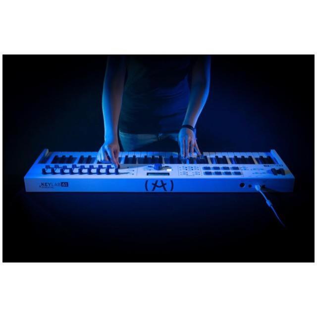 MIDIキーボード KEYLAB Essential 61 楽器のDTM/DAW(MIDIコントローラー)の商品写真