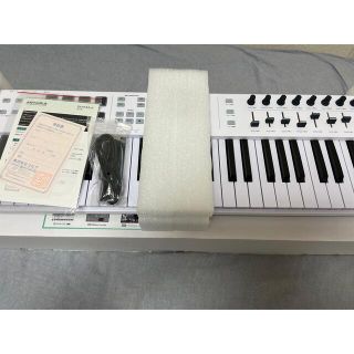 MIDIキーボード KEYLAB Essential 61(MIDIコントローラー)