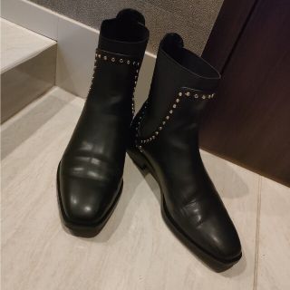 ザラ(ZARA)のZARA　サイドゴアブーツ　スタッズブーツ(ブーツ)