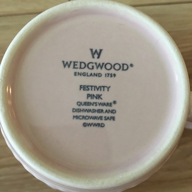 WEDGWOOD(ウェッジウッド)のアンヌ様専用WEDGWOOD FESTIVITY プレート2枚 インテリア/住まい/日用品のキッチン/食器(食器)の商品写真