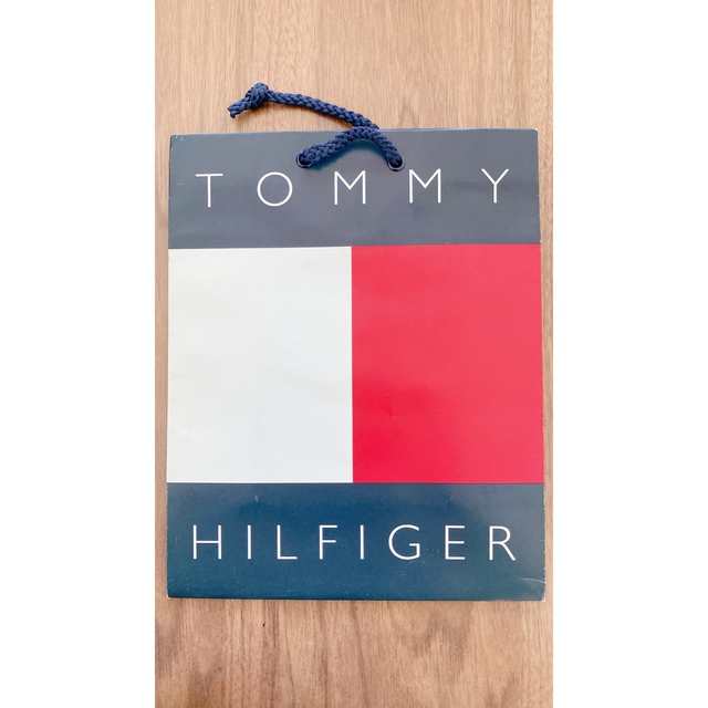 TOMMY HILFIGER(トミーヒルフィガー)の【未使用】トミヒル☆ショップ袋 レディースのバッグ(ショップ袋)の商品写真