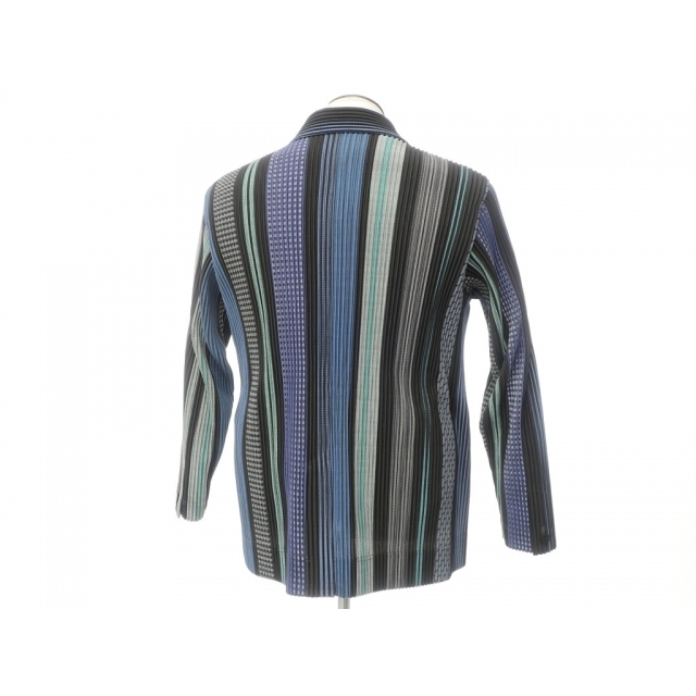 【中古】【未使用】オム プリッセ イッセイミヤケ HOMME PLISSE ISSEY MIYAKE 2021年秋冬 ポリエステル プリーツ ジャケット【サイズL位】【メンズ】 メンズのジャケット/アウター(テーラードジャケット)の商品写真