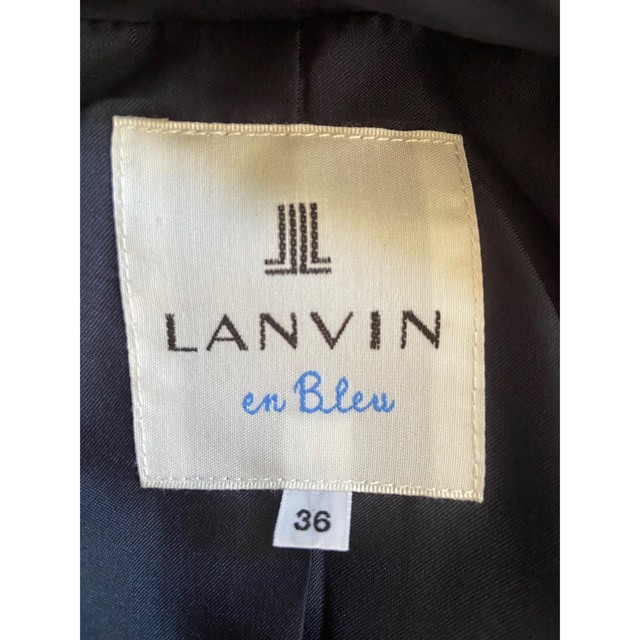 LANVIN en Bleu(ランバンオンブルー)の美品！ランバンオンブルー　ダウン　サイズ36 レディースのジャケット/アウター(ダウンコート)の商品写真