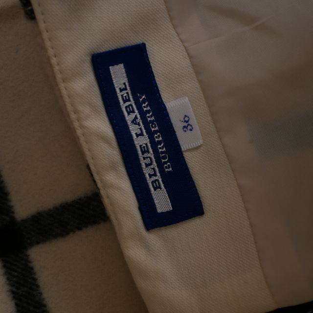 BURBERRY BLUE LABEL(バーバリーブルーレーベル)のBURBERRY BLUE LABEL   スカート レディースのスカート(ミニスカート)の商品写真