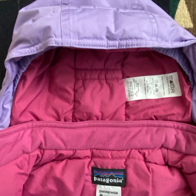 patagonia(パタゴニア)のpatagoniaアウター キッズ/ベビー/マタニティのキッズ服女の子用(90cm~)(ジャケット/上着)の商品写真