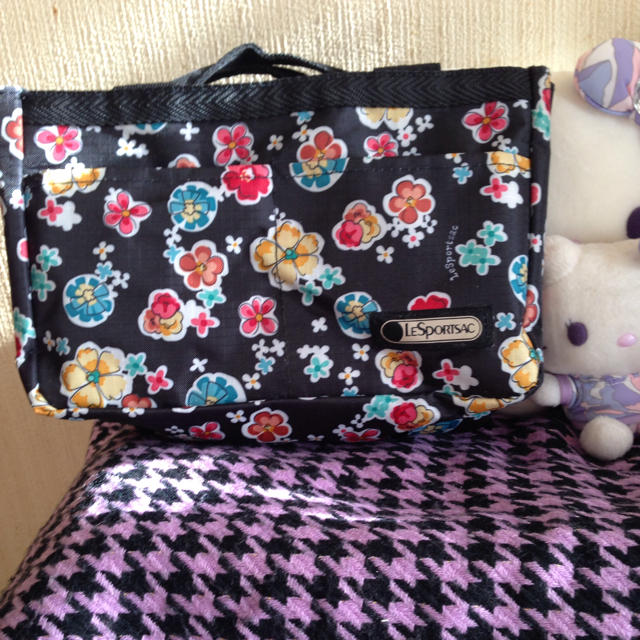 LeSportsac(レスポートサック)のレスポ♡バッグinバッグ♡ レディースのバッグ(ハンドバッグ)の商品写真