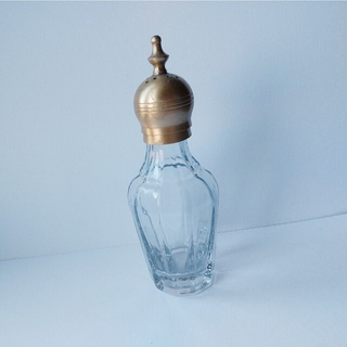 フランフラン(Francfranc)の最終値下げ☆ アンティーク ガラス瓶 真鍮 アロマ レトロ  インテリア アート(ガラス)