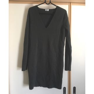 ユニクロ(UNIQLO)のユニクロ　ニットワンピース①グリーン　古着❗️(ひざ丈ワンピース)