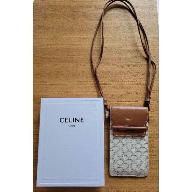 新品未使用】celine セリーヌ トリオンフ チェーンポーチ ホワイトタン