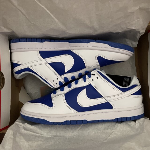 NIKE(ナイキ)のNike Dunk Low メンズの靴/シューズ(スニーカー)の商品写真