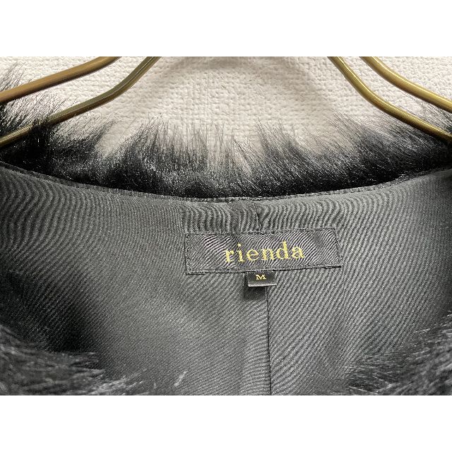 rienda(リエンダ)のriendaリエンダFaux fur コンビショートCT★X22261 レディースのジャケット/アウター(毛皮/ファーコート)の商品写真