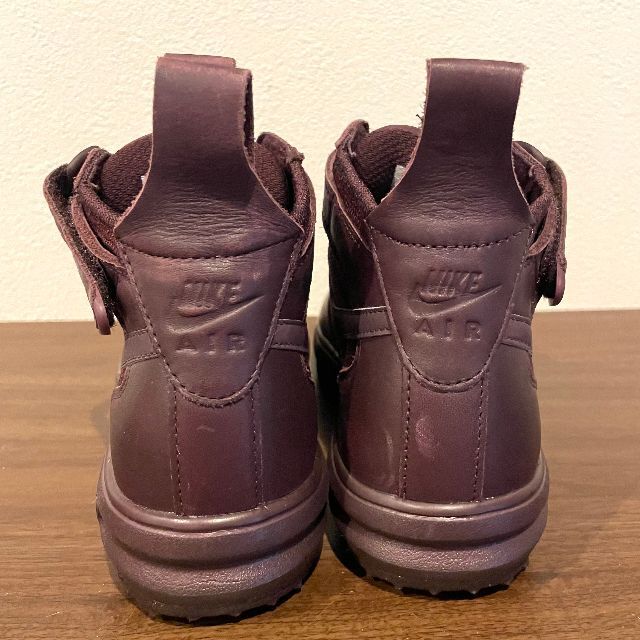 NIKE(ナイキ)のNIKE LUNAR FORCE 1 FLYKNIT WORKBOOT ナイキ レディースの靴/シューズ(スニーカー)の商品写真