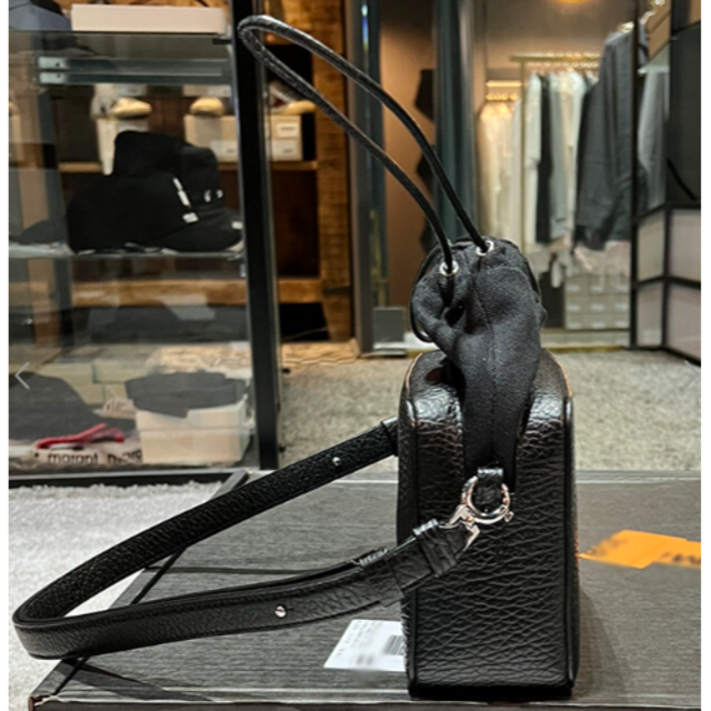 正規品販売!MAISON MARGIELA 5AC ミニカメラバッグ ショルダーバッグ