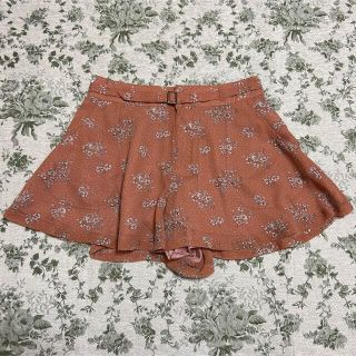 小花柄　ショートパンツ　キュロット(キュロット)