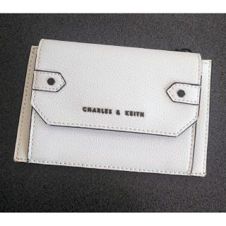 チャールズアンドキース(Charles and Keith)のCharles and Keith カードホルダー コンパクト財布(財布)