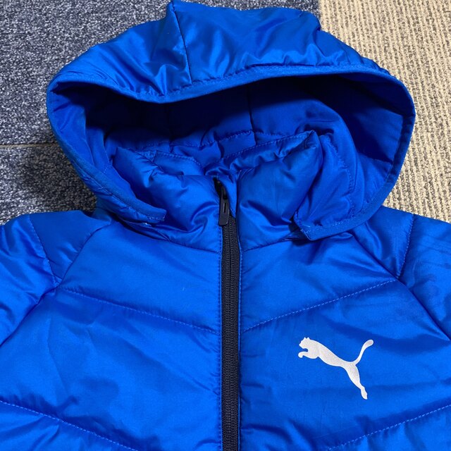 PUMA(プーマ)のアウター 上着 ジャケット 130㎝ プーマ  キッズ キッズ/ベビー/マタニティのキッズ服男の子用(90cm~)(ジャケット/上着)の商品写真