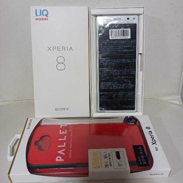 Xperia8ホワイト 美品 SIMフリースマートフォン/携帯電話