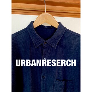 アーバンリサーチ(URBAN RESEARCH)の状態良好です！URBANRESERCH シアサッカー織りコットン　ネイビーシャツ(シャツ)