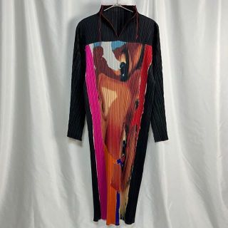 ☆PLEATS PLEASE 総柄ロングワンピース ロングワンピース 超格安