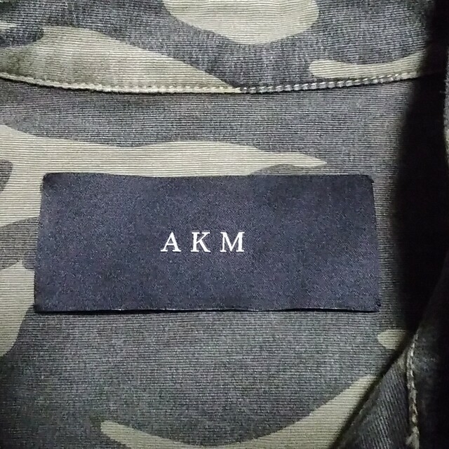 AKM(エイケイエム)のXL AKM 迷彩柄シャツ カモフラ柄シャツ ユニセックス メンズのトップス(シャツ)の商品写真