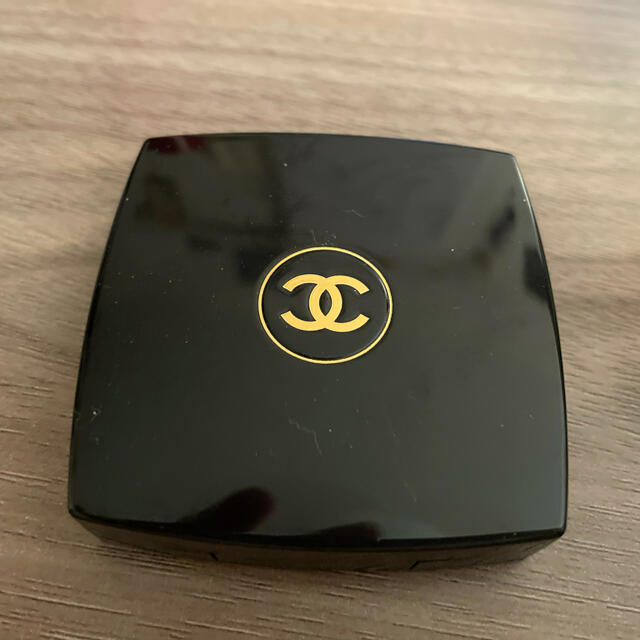 CHANEL(シャネル)のCHANEL アイシャドウ コスメ/美容のベースメイク/化粧品(アイシャドウ)の商品写真