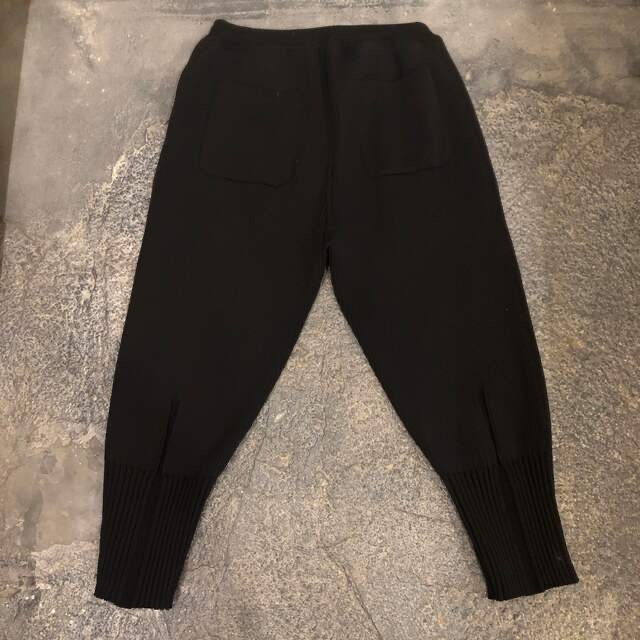 CFCL FLUTED PANTS プリーツテーパードパンツ イッセイミヤケ - 通販