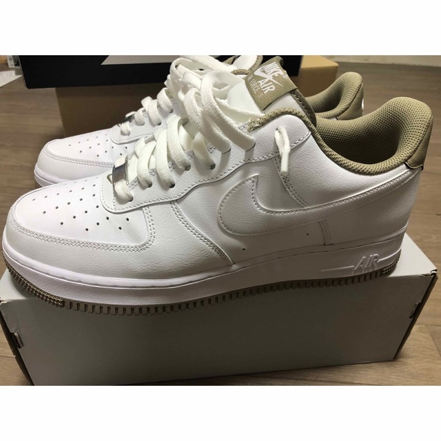 NIKE(ナイキ)のHiNaさん専用 FORCE1 Low 29.5cm 中古 箱無し送料込み メンズの靴/シューズ(スニーカー)の商品写真