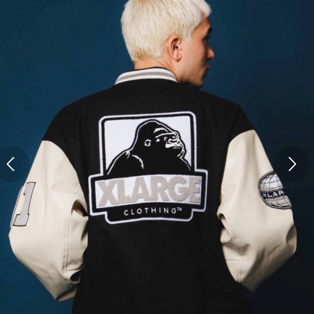 大人女性の XLARGE OG VARSITYJACKEスタジャンヴァーシティー