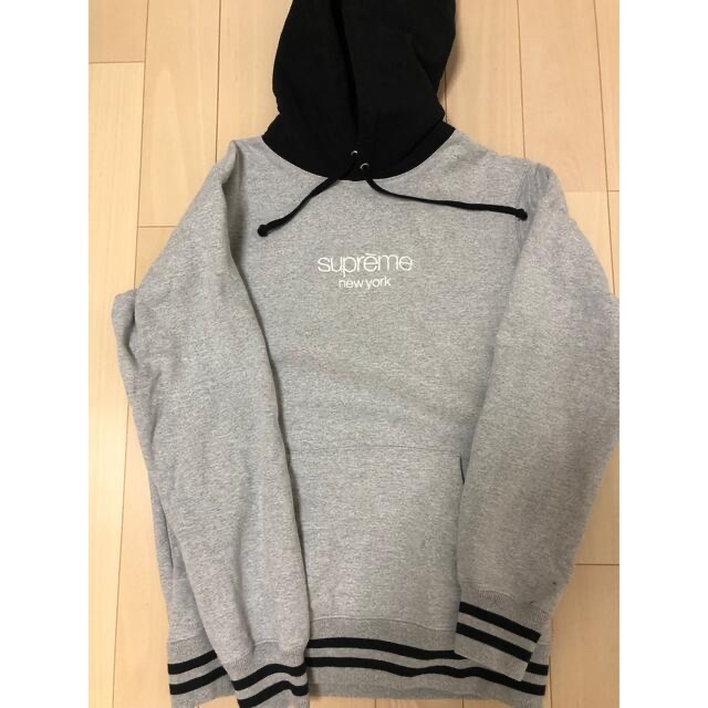 日本人気超絶の Supreme 'Classic Logo Hooded Sweatshirt'