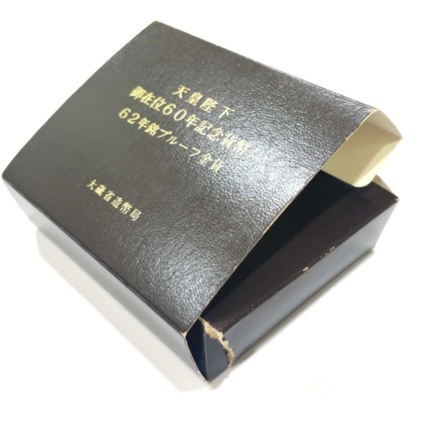 金貨 kinka 日本国 御在位六十年 昭和六二年 10万円 拾万円 金貨 コイン K24 ゴールド 未使用