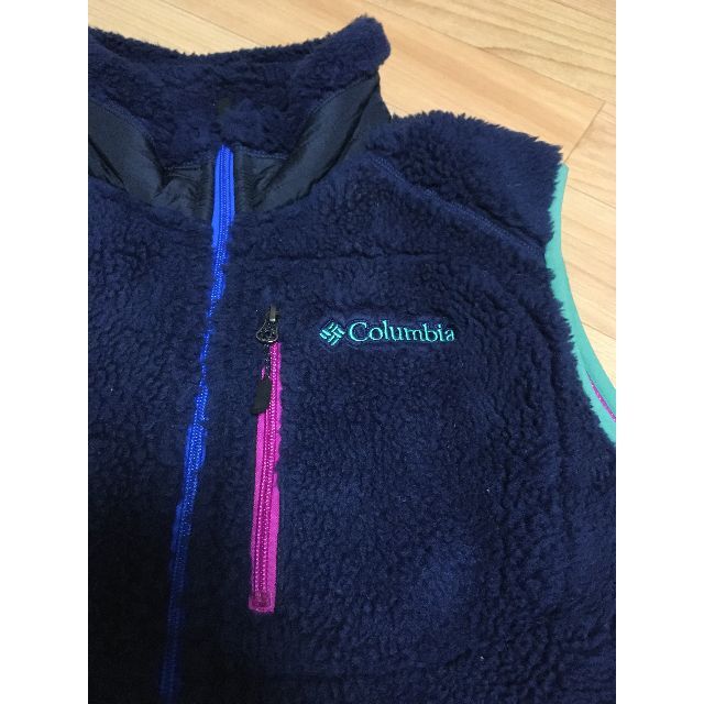 Columbia(コロンビア)のcolumbia コロンビア アーチャーリッジベスト レトロ ボア フリース メンズのジャケット/アウター(ダウンベスト)の商品写真