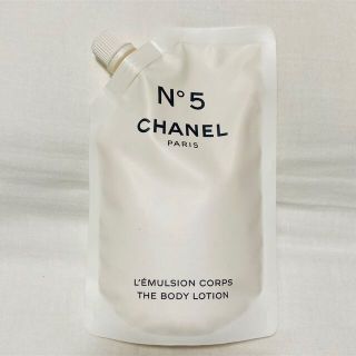 シャネル(CHANEL)のCHANEL シャネル N°5 ザ ボディローション 200ml 新品未使用♪(ボディローション/ミルク)