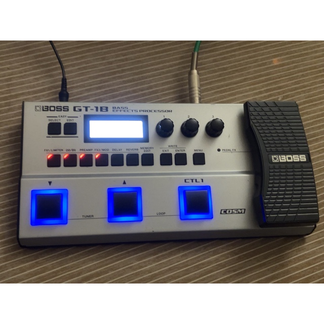BOSS GT-1B ACアダプターPSA-100G付き!ベース用マルチ BOSS GT-1B ACアダプターPSA-100G付き!ベース用マルチ