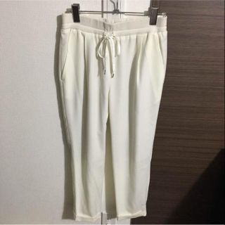 バビロン(BABYLONE)のBABYLONE（DENDROBIUM） パンツ(クロップドパンツ)