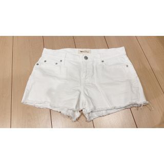 ギャップ(GAP)のGAP ホワイトショートパンツ(ショートパンツ)