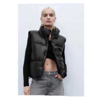 ザラ(ZARA)のレザー　ダウンベスト(ダウンベスト)