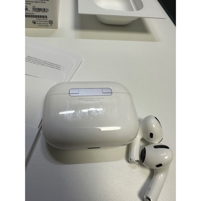 Apple(アップル)のAirpods Pro ノイズあり スマホ/家電/カメラのオーディオ機器(ヘッドフォン/イヤフォン)の商品写真