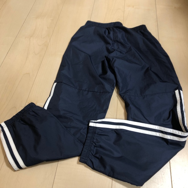 adidas(アディダス)のadidas パンツ　140cm キッズ/ベビー/マタニティのキッズ服男の子用(90cm~)(パンツ/スパッツ)の商品写真