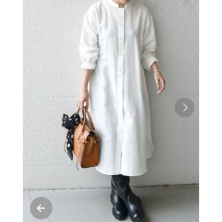 シップス(SHIPS)の美品♡ SHIPS 長袖ワンピース　ホワイト　コットン　シャツワンピ　ロング(ロングワンピース/マキシワンピース)