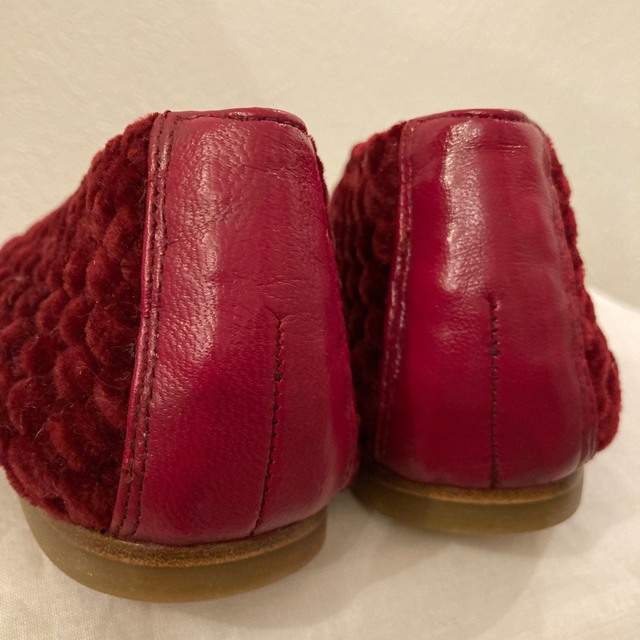 miista(ミスタ)の美品　miista 36300円　赤系　フラットパンプス　フラットシューズ レディースの靴/シューズ(ハイヒール/パンプス)の商品写真