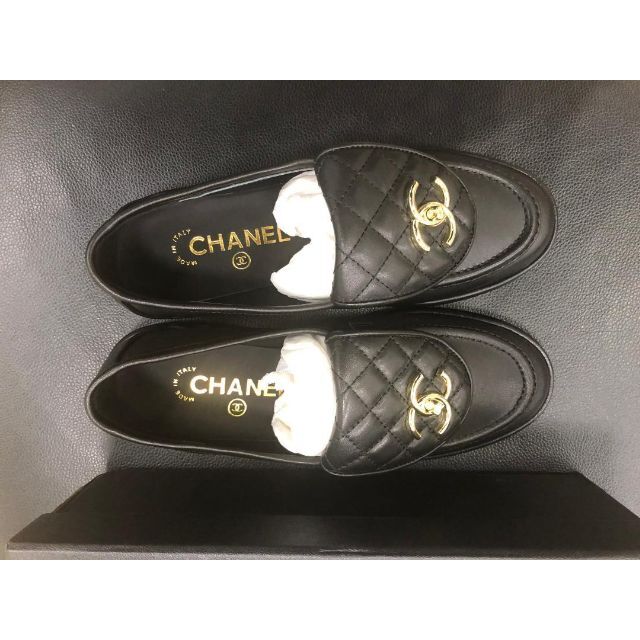 Chanel✨シャネル CCターンロック ローファー ブラック Chanel✨シャネル CCターンロック ローファー ブラック