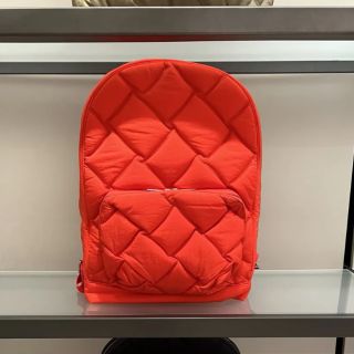 ボッテガヴェネタ(Bottega Veneta)の最終お値下げ　ボッテガヴェネタ　パフィーバックパック(リュック/バックパック)