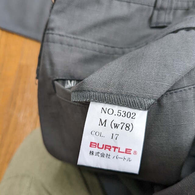BURTLE(バートル)のBURTLEワークパンツ　新品未使用 メンズのパンツ(ワークパンツ/カーゴパンツ)の商品写真