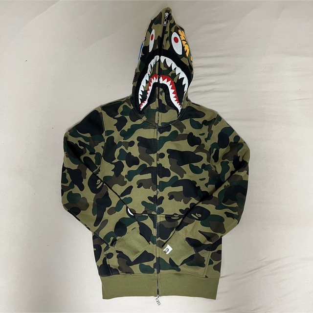 A bathing bape カモ シャークパーカー Mサイズメンズ